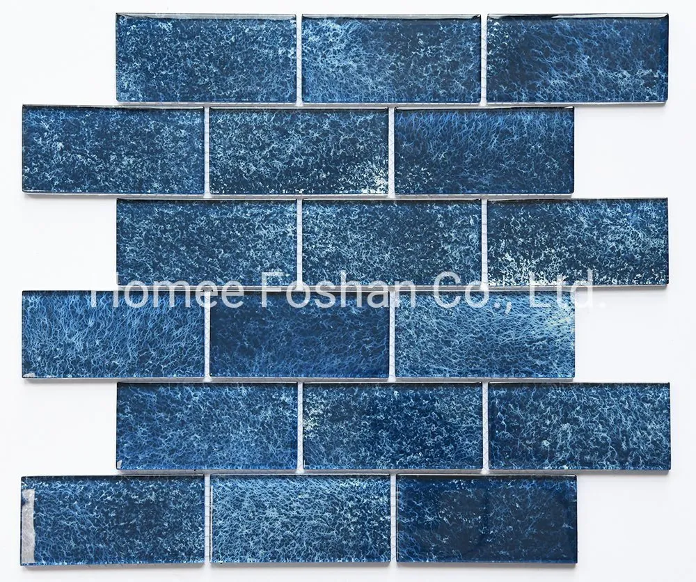 Mosaico de vidro de design popular 2022 azulejo mosaico de vidro azul piscina mosaico
